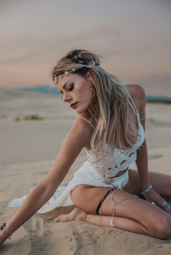 Goddess Photoshoot at the Sand Dunes in Utah