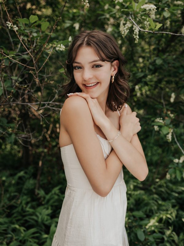 Senior Photoshoot near the river in Utah, hobble creek canyon